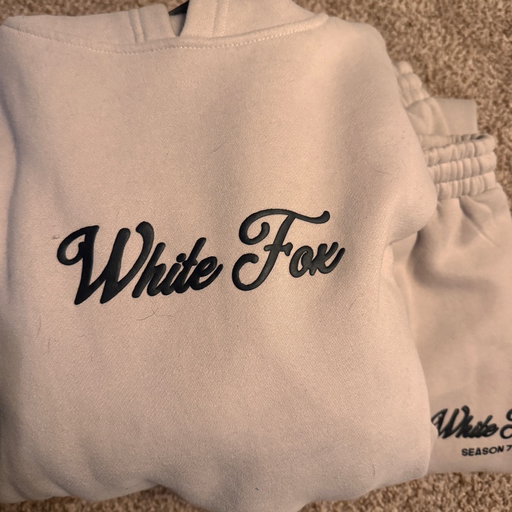WHITE FOX SET